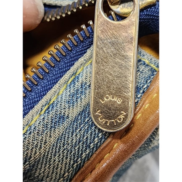 Authentic Louis Vuitton Denim Monogram Denim Neo Cabby MM Bag Blue - Picture 12 of 16